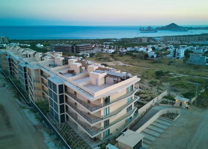 Arch Views 2 Pools 2 Jacuzzis Gym 3 King Beds Holiday home Cabo San Lucas